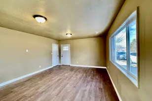 255 W Main St, Mount Pleasant, UT 84647 - Photo 9