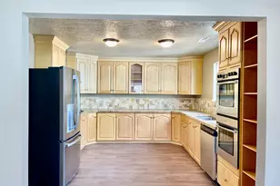 255 W Main St, Mount Pleasant, UT 84647 - Photo 3