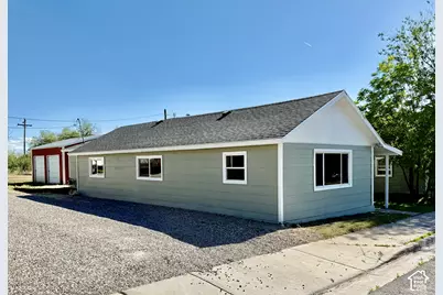 255 W Main St, Mount Pleasant, UT 84647 - Photo 1