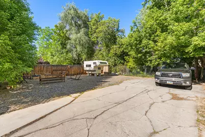 977 S 300 E, Salt Lake City, UT 84111 - Photo 33