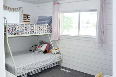 209 E 300 N, Smithfield, UT 84335 - Photo 11