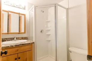 209 E 300 N, Smithfield, UT 84335 - Photo 25