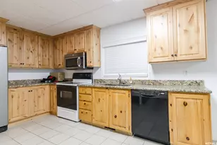 209 E 300 N, Smithfield, UT 84335 - Photo 23