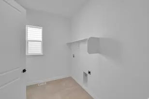 243 E Polaris Dr, Saratoga Springs, UT 84045 - Photo 17