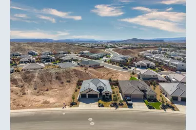5949 S White Trails Dr E, Saint George, UT 84790 - Photo 7