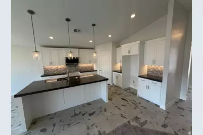 5949 S White Trails Dr E, Saint George, UT 84790 - Photo 7