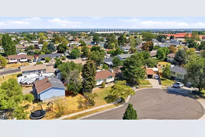 5503 S Westside Cir W, Kearns, UT 84118 - Photo 5
