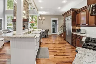 963 E Old English Rd, Draper, UT 84020 - Photo 15