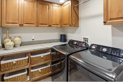 963 E Old English Rd, Draper, UT 84020 - Photo 53