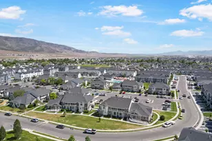 1754 E Skyline Dr, Eagle Mountain, UT 84005 - Photo 35