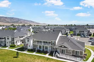 1754 E Skyline Dr, Eagle Mountain, UT 84005 - Photo 31