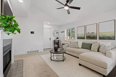 1330 W 6690 S #B204, West Jordan, UT 84123 - Photo 3
