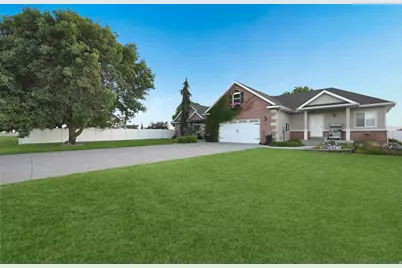 853 N 800 W, Lewiston, UT 84320 - Photo 3