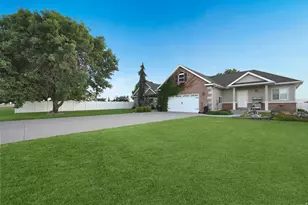 853 N 800 W, Lewiston, UT 84320 - Photo 3