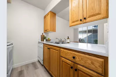 255 Majestic Meadows Dr, Payson, UT 84651 - Photo 5