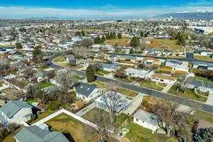 27 W Valley Dr, Murray, UT 84107 - Photo 37