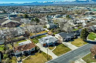 27 W Valley Dr, Murray, UT 84107 - Photo 31