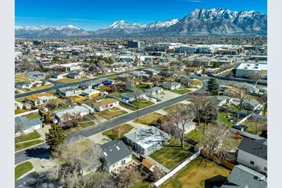 27 W Valley Dr, Murray, UT 84107 - Photo 35