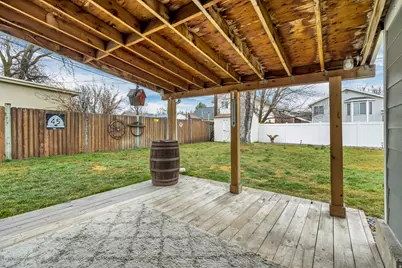 27 W Valley Dr, Murray, UT 84107 - Photo 11