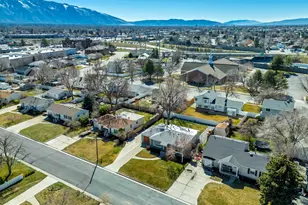 27 W Valley Dr, Murray, UT 84107 - Photo 33
