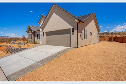 372 N 2830 W #309, Hurricane, UT 84737 - Photo 3