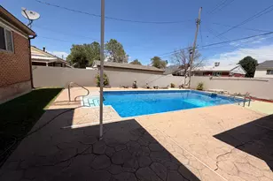4368 S 225 E, Washington Terrace, UT 84405 - Photo 7