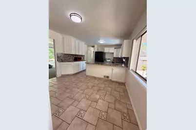 4368 S 225 E, Washington Terrace, UT 84405 - Photo 15