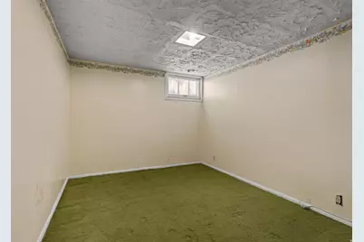 1571 E Lake St S, Ogden, UT 84401 - Photo 11