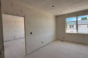 186 E 625 S, Hyde Park, UT 84318 - Photo 11