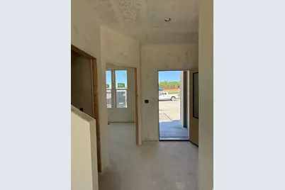 186 E 625 S, Hyde Park, UT 84318 - Photo 5