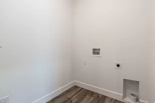 186 E 625 S, Hyde Park, UT 84318 - Photo 21