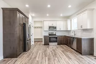 186 E 625 S, Hyde Park, UT 84318 - Photo 7