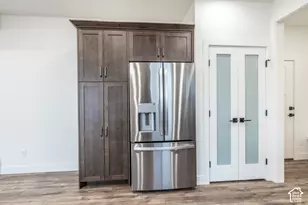 186 E 625 S, Hyde Park, UT 84318 - Photo 9