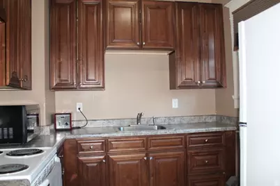 653 E 300 S, Salt Lake City, UT 84102 - Photo 15