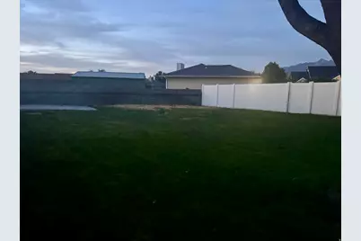 11860 S Alysum Cir, Riverton, UT 84065 - Photo 5