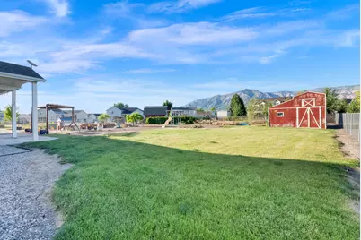 918 W 1600 N, Harrisville, UT 84404 - Photo 31