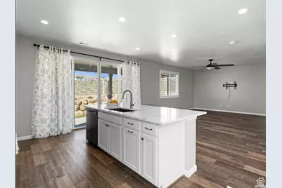 2169 N Elderberry Dr, Saratoga Springs, UT 84045 - Photo 5