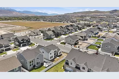 13666 S Langdon Dr, Riverton, UT 84096 - Photo 31