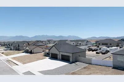 377 W Rigdon St S, Grantsville, UT 84029 - Photo 35