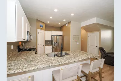 948 W Village Bend Ln S, Midvale, UT 84047 - Photo 13