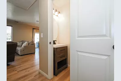 948 W Village Bend Ln S, Midvale, UT 84047 - Photo 7