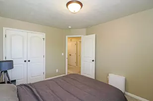 948 W Village Bend Ln S, Midvale, UT 84047 - Photo 25