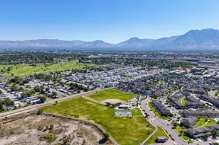 948 W Village Bend Ln S, Midvale, UT 84047 - Photo 43