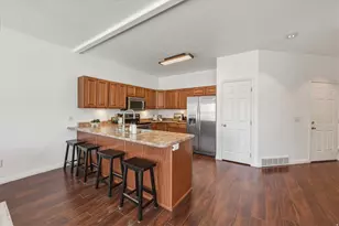 775 W Club Oaks Dr S, Sandy, UT 84070 - Photo 7
