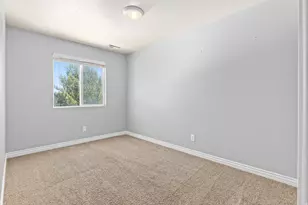 993 E 100 S, Payson, UT 84651 - Photo 17