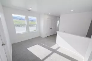 921 W Halvorsen Parkway, Saratoga Springs, UT 84045 - Photo 23