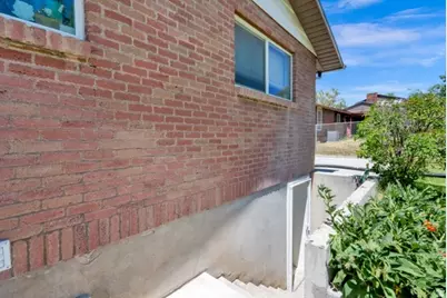2902 N 725 W, Layton, UT 84041 - Photo 25