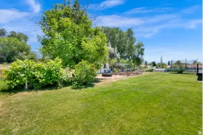2902 N 725 W, Layton, UT 84041 - Photo 29
