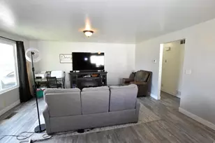290 W 600 N, Logan, UT 84321 - Photo 9