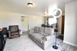 290 W 600 N, Logan, UT 84321 - Photo 11